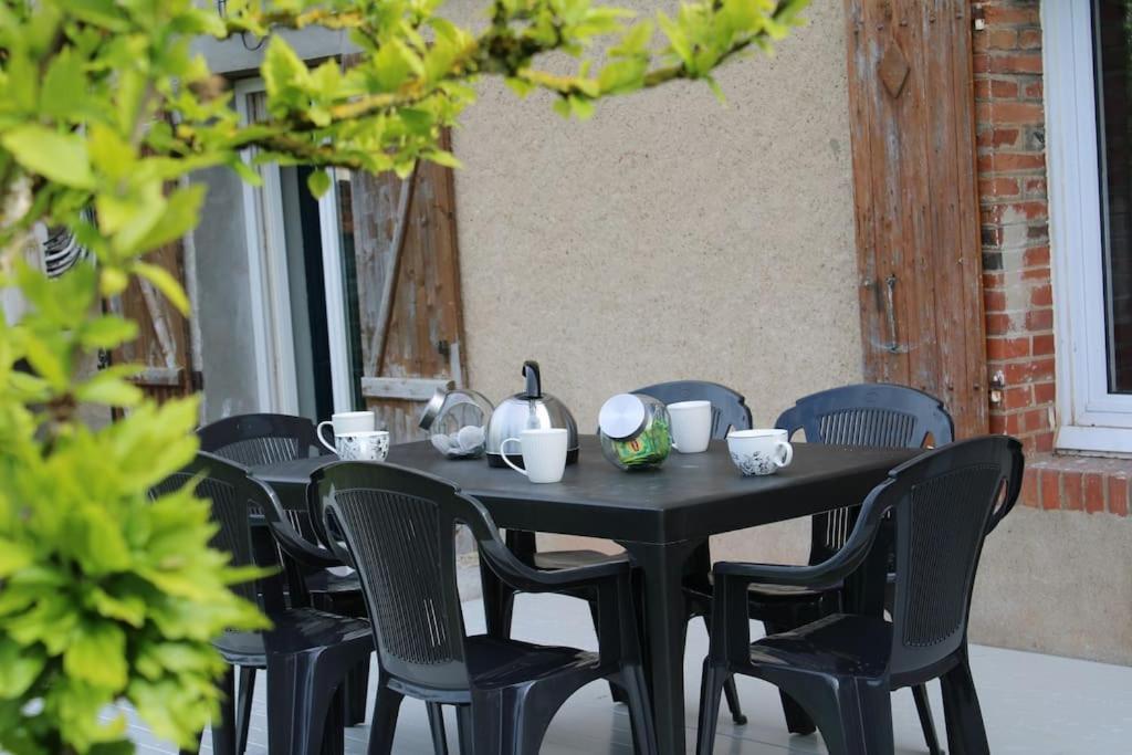 Halte De Saint Leger Deplacements Professionnels Et Familles Saint-Leger-Des-Vignes Exterior foto